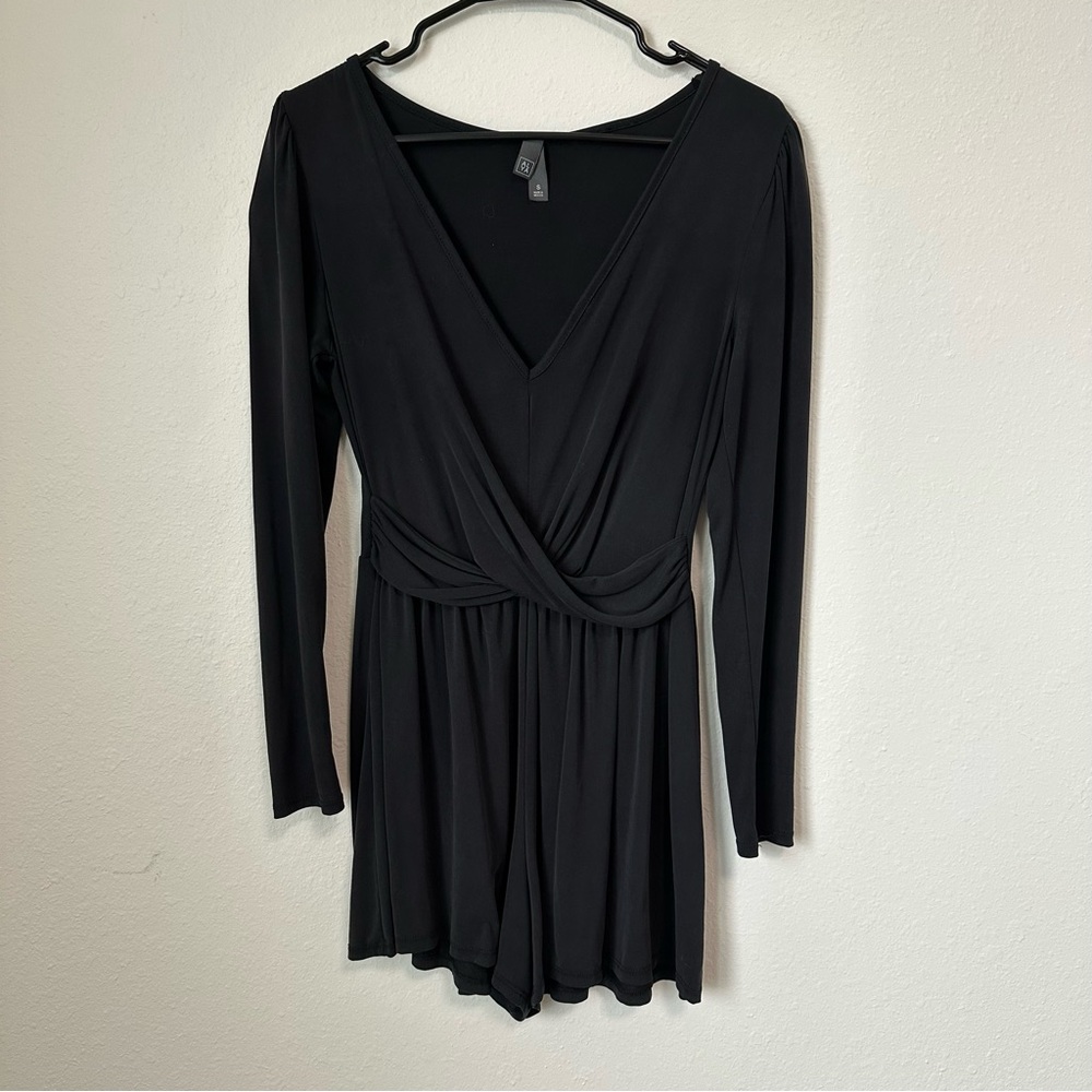 Women’s ALYA V-Neck Black Long Sleeve Romper Size Small
